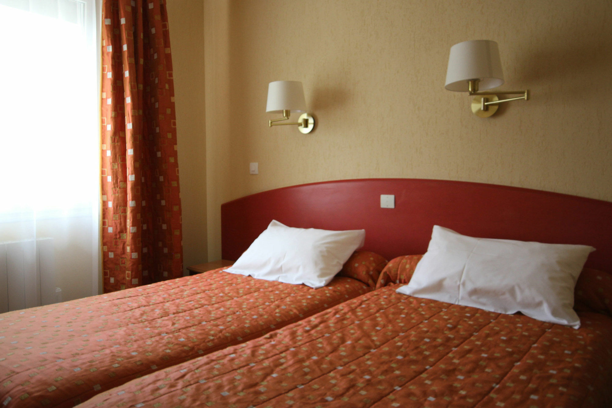 Atlantic Hotel 3*